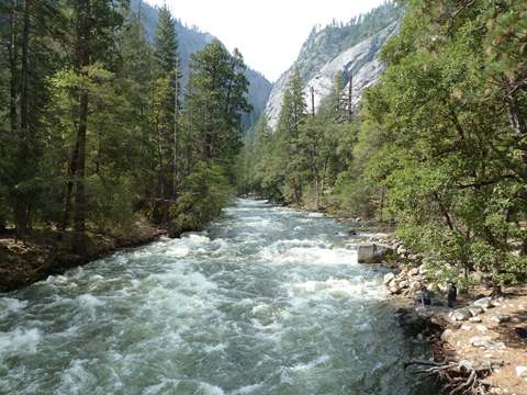 yosemite-1025501_1920-480x320-1